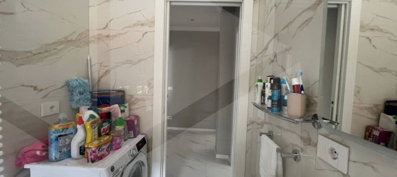 3 rooms Apartment in Bologna, Italy No. 27539 12
