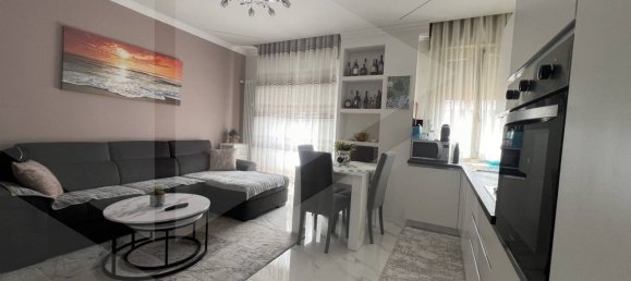 3 rooms Apartment in Bologna, Italy No. 27539 2