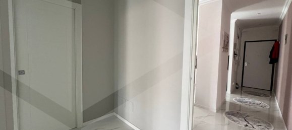 3 rooms Apartment in Bologna, Italy No. 27539 11