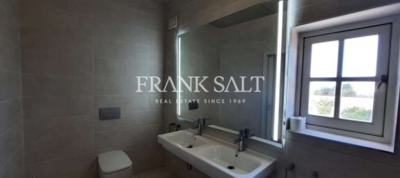 Casa de 3 dormitorios en Qormi, Malta No. 9542 11