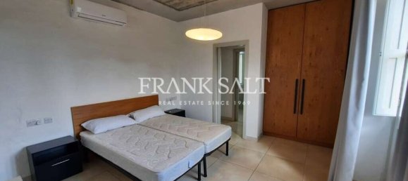 Casa de 3 dormitorios en Qormi, Malta No. 9542 12