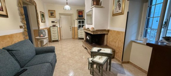 4 rooms Apartment in Palombara Sabina, Italy No. 195870 9