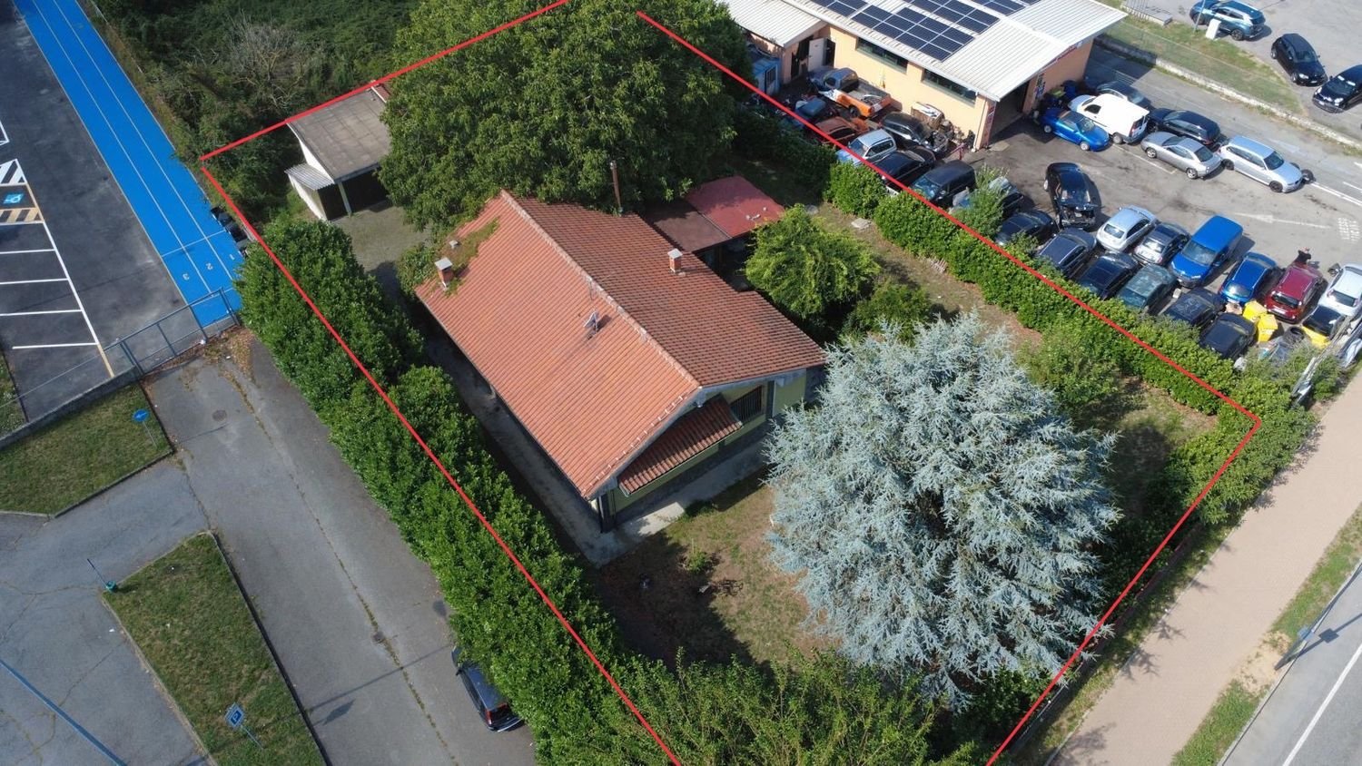 7 rooms Villa in Turin, Italy No. 284484