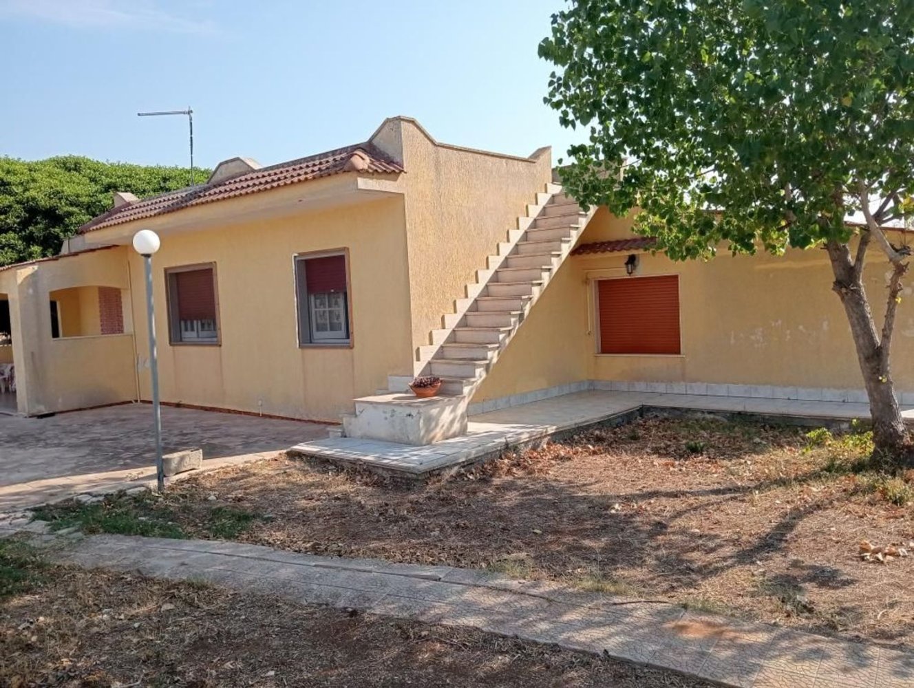 Вилла с 3 комнатами в Маруджо, Италия № 104331