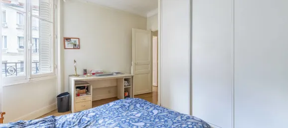 2 bedrooms Apartment in Paris, France No. 165759 8