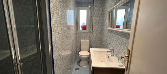 4 bedrooms Apartment in Granada, Spain No. 108586 21