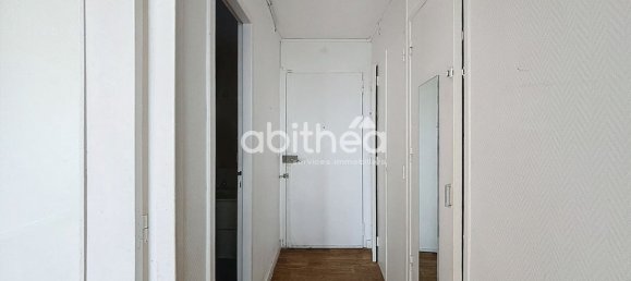 1 bedroom Apartment in Alfortville, France No. 182578 4
