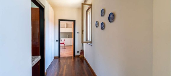 Дом с 8 комнатами в Пьемонт, Италия № 307570 7