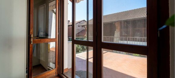 Дом с 8 комнатами в Пьемонт, Италия № 307570 11