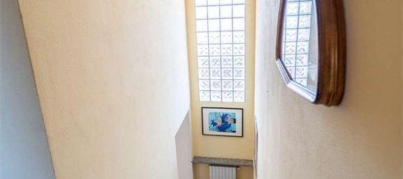 Дом с 8 комнатами в Пьемонт, Италия № 307570 16