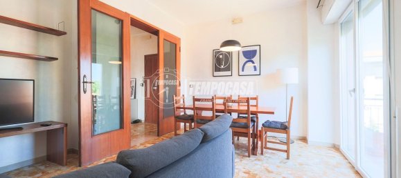 5-salle Appartement à Rimini, Italy No. 298958 2