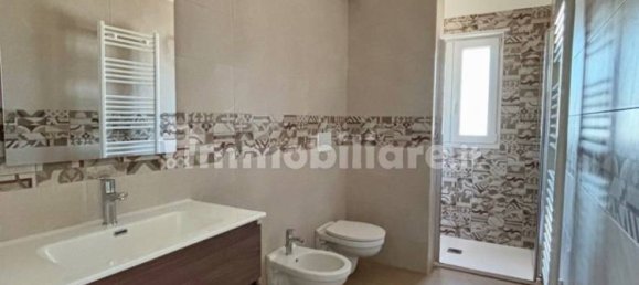 Apartamento de 2 dormitorios en Taranto, Italy No. 256439 19