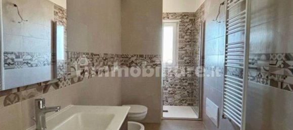 Apartamento de 2 dormitorios en Taranto, Italy No. 256439 18