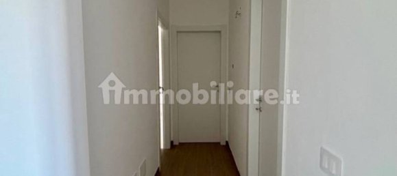 Apartamento de 2 dormitorios en Taranto, Italy No. 256439 12