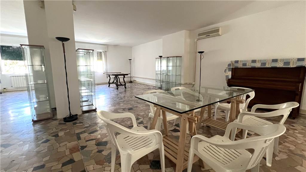 2-Zimmer Büro in Venice, Italy, Nr. 56671