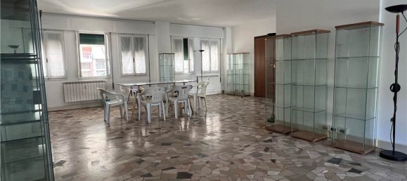 2-Zimmer Büro in Venice, Italy, Nr. 56671 4