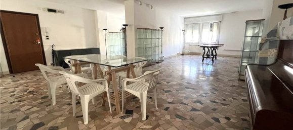 2-Zimmer Büro in Venice, Italy, Nr. 56671 2