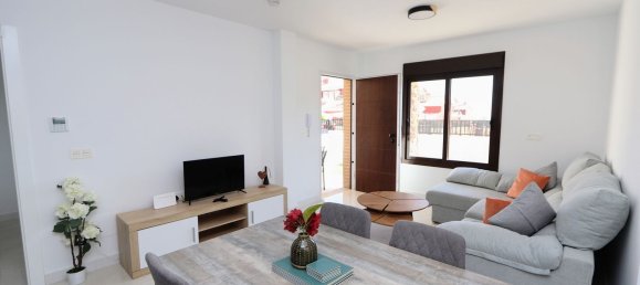 3 bedrooms Villa in Alicante, Spain No. 199386 5