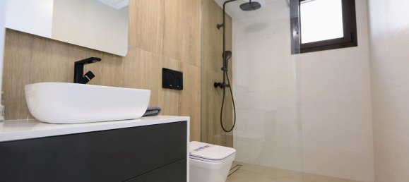 3 bedrooms Villa in Alicante, Spain No. 199386 11