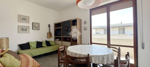 2 Schlafzimmer Wohnung in Carrara, Italy, Nr. 355259 2