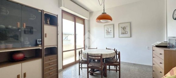 2 Schlafzimmer Wohnung in Carrara, Italy, Nr. 355259 15