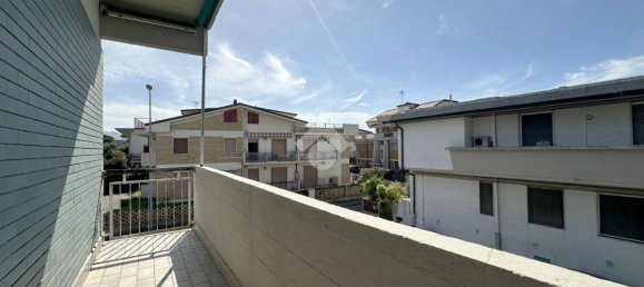 2 Schlafzimmer Wohnung in Carrara, Italy, Nr. 355259 25