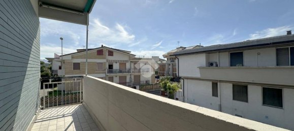 2 Schlafzimmer Wohnung in Carrara, Italy, Nr. 355259 16