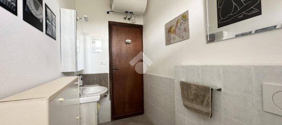 2 Schlafzimmer Wohnung in Carrara, Italy, Nr. 355259 31