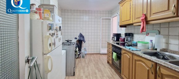 3 bedrooms Apartment in Alicante, Spain No. 180339 3