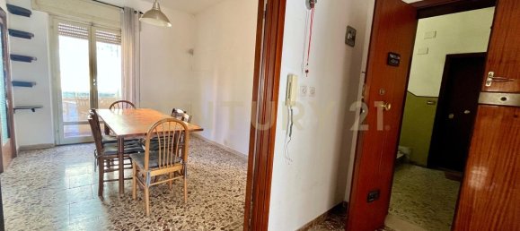 5 rooms Apartment in Grosseto, Italy No. 11619 6