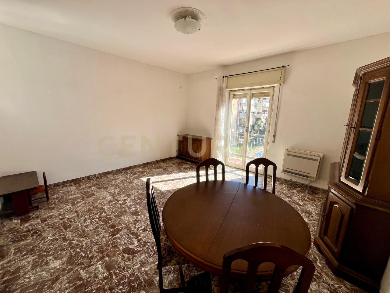 5 rooms Apartment in Grosseto, Italy No. 11619