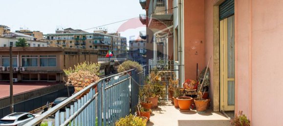 Квартира с 4 спальнями в Катания, Италия № 371632 21