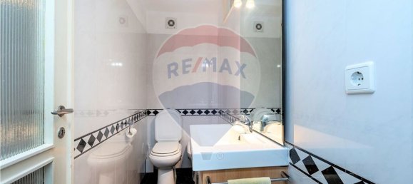 5 bedrooms Apartment in Porto, Portugal No. 37610 10