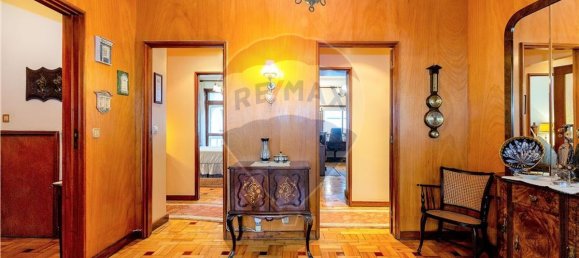 5 bedrooms Apartment in Porto, Portugal No. 37610 12