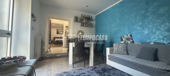 Квартира с 1 спальней в Генуя, Италия № 378219 2