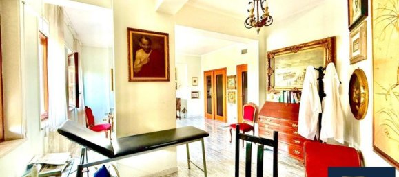 5 bedrooms Apartment in Taranto, Italy No. 352284 21