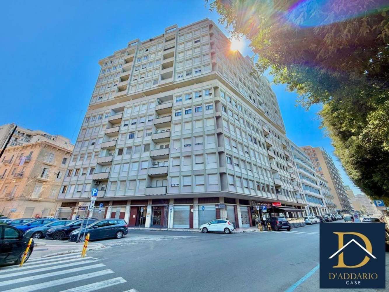 5 bedrooms Apartment in Taranto, Italy No. 352284