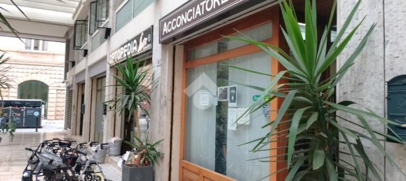 2غرفة عقار تجاري في Cesena, Italy رقم 76712 3