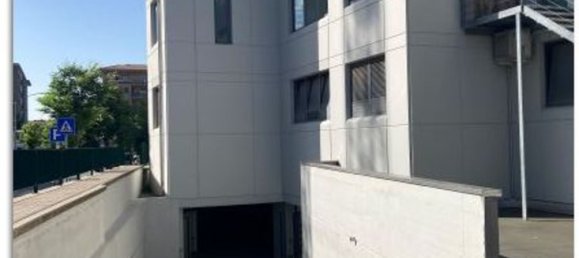 204m² Office in Bergamo, Italy No. 260926 11