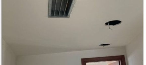 204m² Office in Bergamo, Italy No. 260926 28