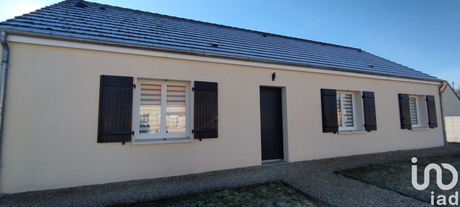 Casa de 3 dormitorios en Lamotte-Beuvron, France No. 158268