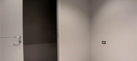 2 bedrooms Apartment in Seregno, Italy No. 47063 13