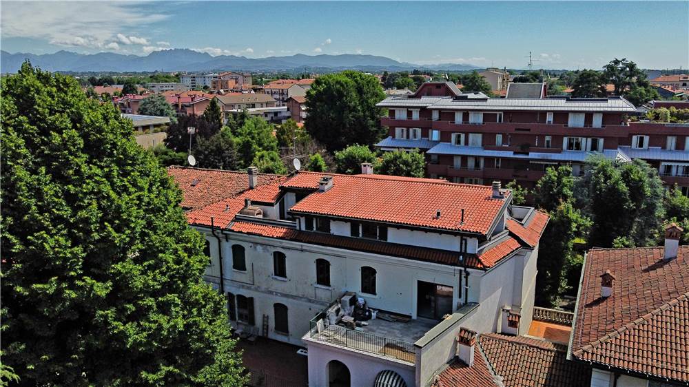2 bedrooms Apartment in Seregno, Italy No. 47063