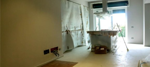 2 bedrooms Apartment in Seregno, Italy No. 47063 5