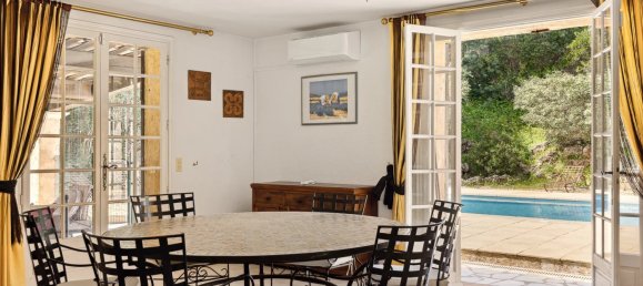 Villa de 4 dormitorios en Vallauris, France No. 738 6