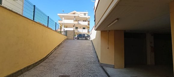 110m² Garage in Ladispoli, Italy No. 352547 7