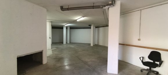110m² Garage in Ladispoli, Italy No. 352547 10