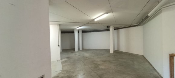 110m² Garage in Ladispoli, Italy No. 352547 4