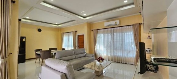 3 Schlafzimmer Haus in Pattaya, Thailand, Nr. 61481 5