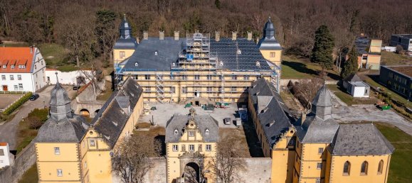 Замки и поместья с 50 спальнями в Зост, Германия № 137166 3